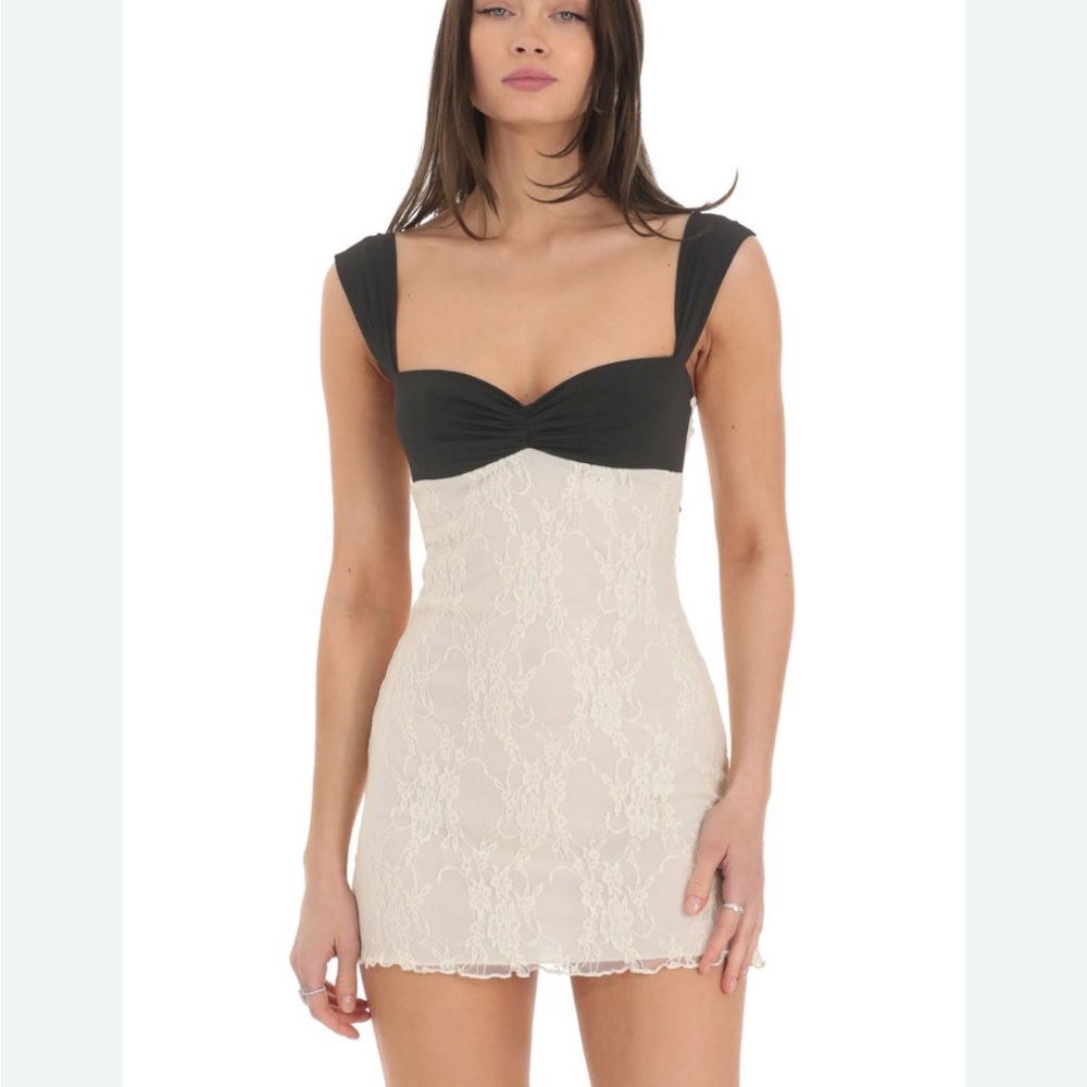 Two Toned black and cream lucy and the Sky Homecoming Mini dress